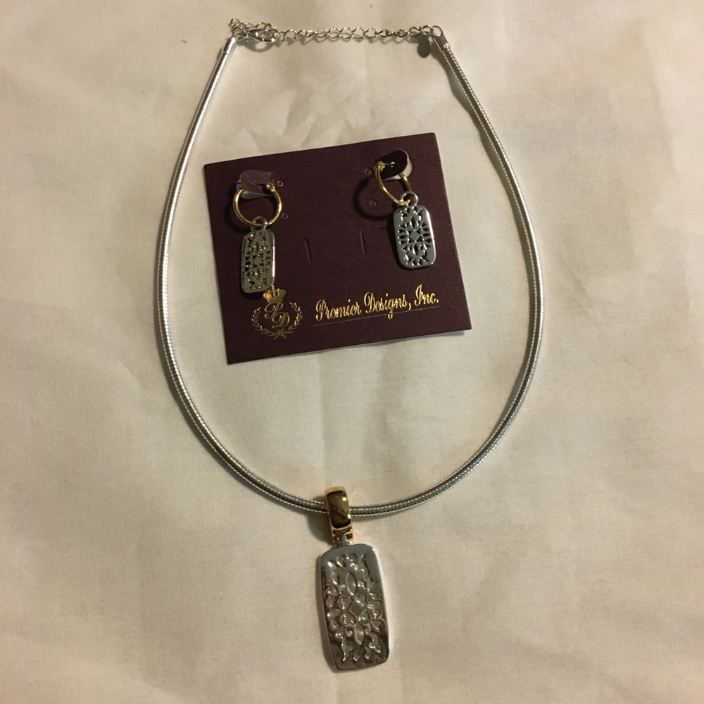Premier Designs necklace and earring